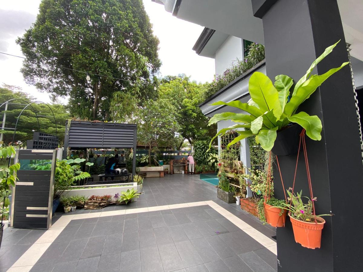 Oneriimba Private Pool & Garden Residence Johor Bahru Ngoại thất bức ảnh